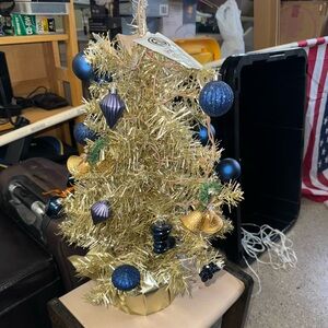 Brand new light up small size Christmas holiday tree with ornaments